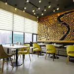 A.T.House By Atour.Lujiazui